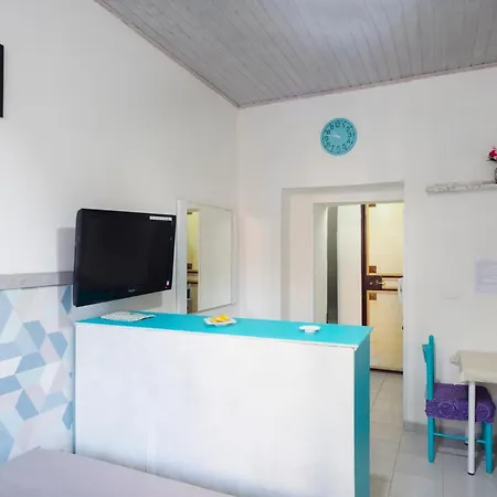 Alfred House * Napoli